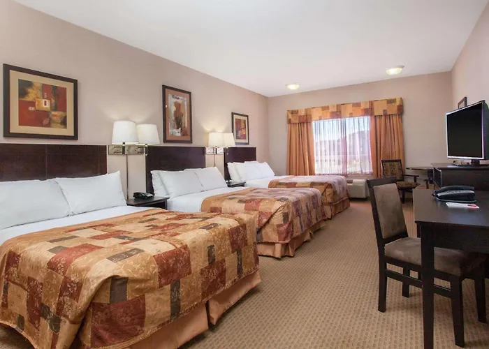 Ramada By Wyndham Brooks
